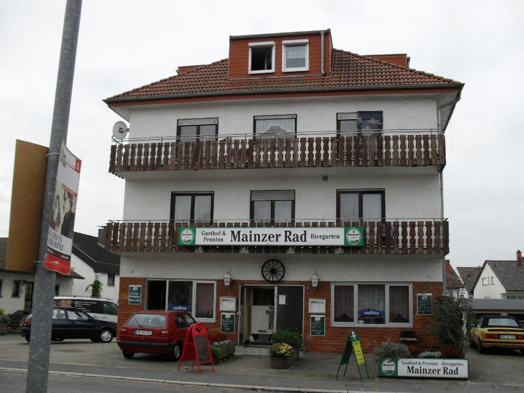 Gasthof Und Pension Mainzer Rad Schwetzingen Exterior foto